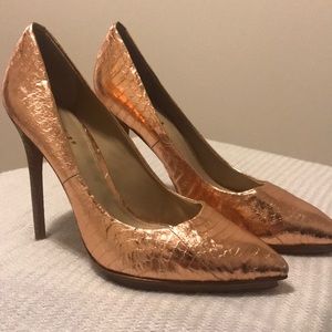Coach Rose gold Pumps
